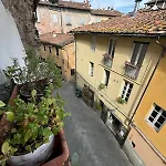 Micheli Suite Anfiteatro Square