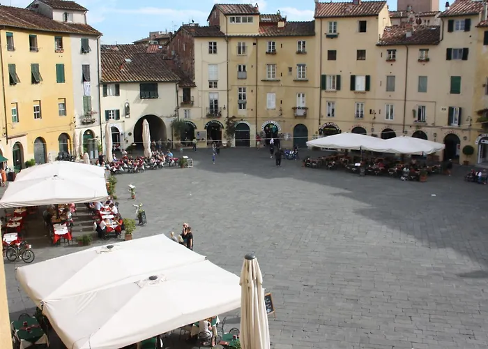 Micheli Suite Anfiteatro Square
