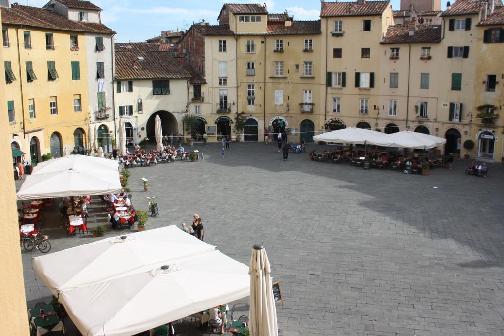 Micheli Anfiteatro Square * Lucca